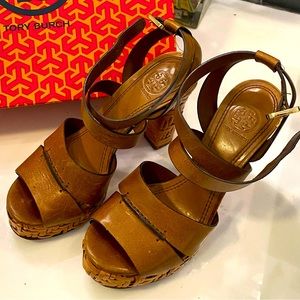 Tory Burch Cella Cognac Brown Leather Strappy Platforms Sandal Size 6.5